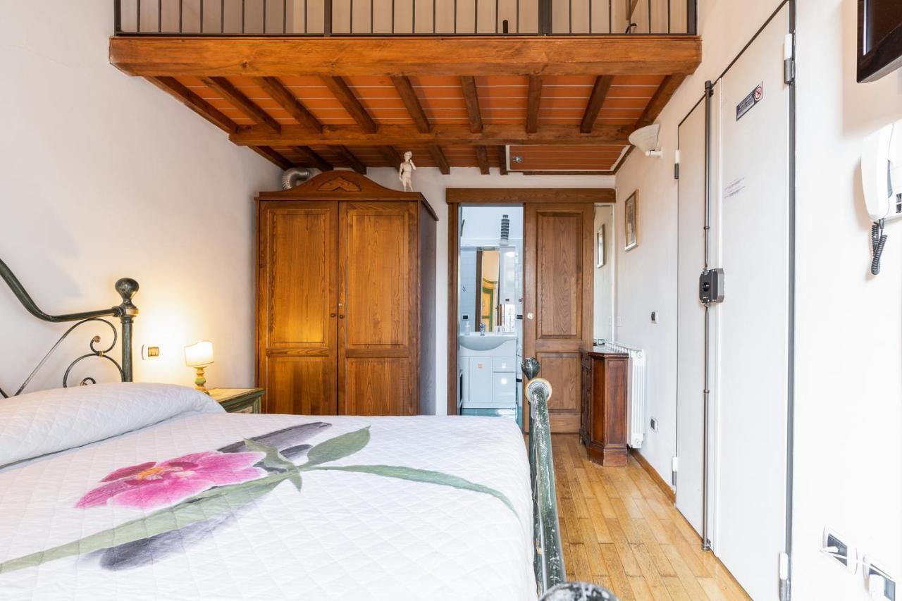 Firenze Rentals Mini Suite Corso Florença Exterior foto