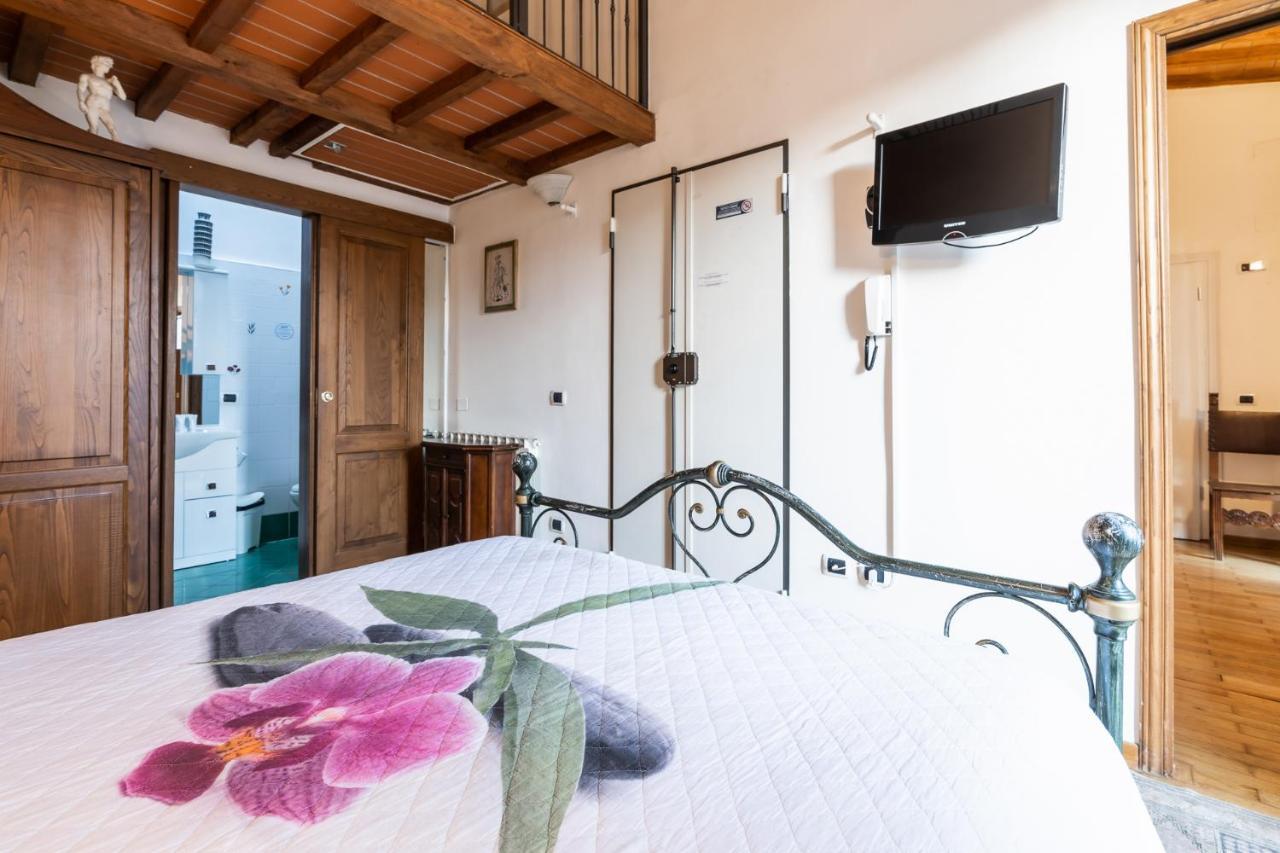 Firenze Rentals Mini Suite Corso Florença Exterior foto